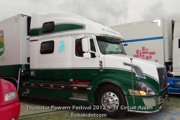 truckstar-2012-show-trucks-0089649EA96-268B-B3F5-B15F-1326326D011D.jpg