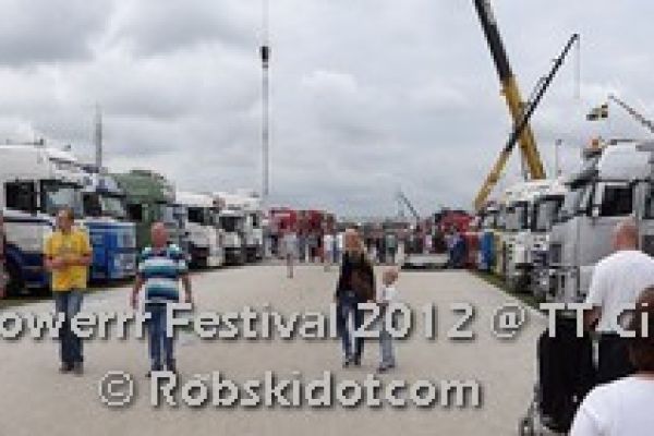 truckstar-2012-show-trucks-01147056488-CF50-CC9E-3421-EC442DAFED40.jpg