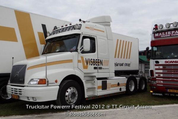 truckstar-2012-show-trucks-02145D197D9-AA3B-AEB2-A937-497E653736C8.jpg