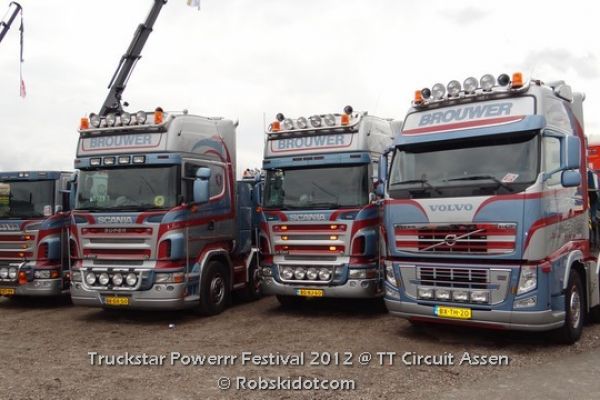 truckstar-2012-show-trucks-03374397C4F-5510-AA5D-4DA7-08035783A880.jpg