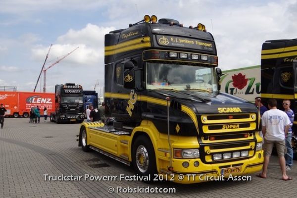truckstar-2012-show-trucks-059E4E6CCD6-B691-F196-A620-11925C3862D0.jpg