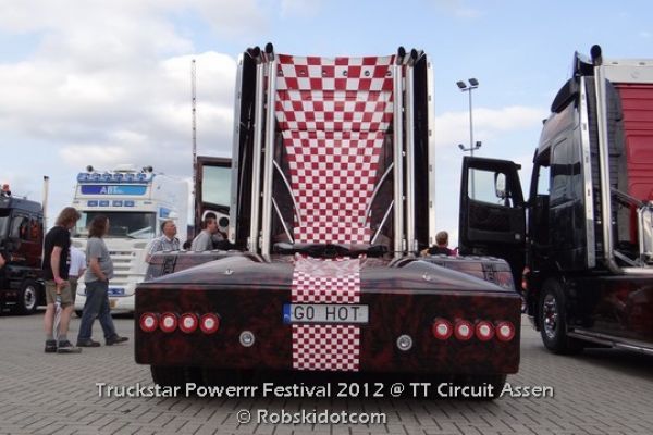 truckstar-2012-show-trucks-1087B0B68AC-FDE1-87A4-E717-98C70483DF7F.jpg
