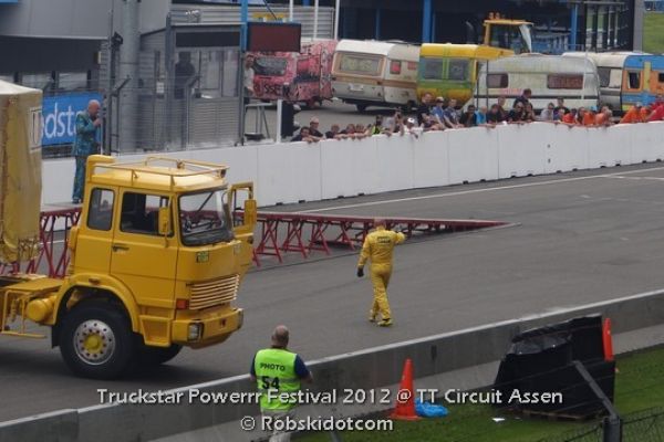 truckstar-2012-stunt-007D7C4F551-9781-C4CA-A2FE-360F891D5138.jpg
